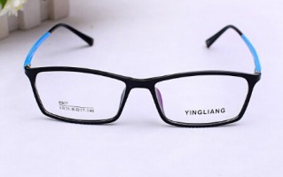 精工眼镜框多少钱一副，精工眼镜框