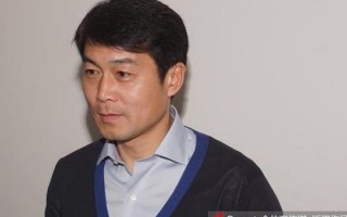 中年男人戴什么眼镜，中年男人戴什么眼镜好看